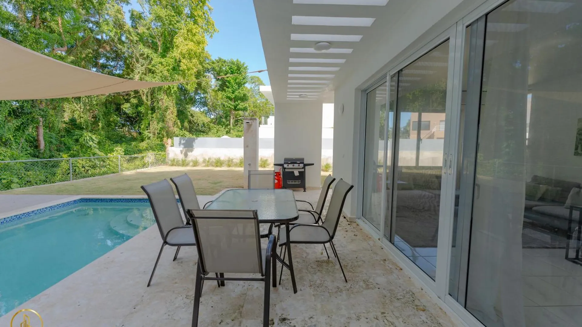 La Perla Villa Bombita