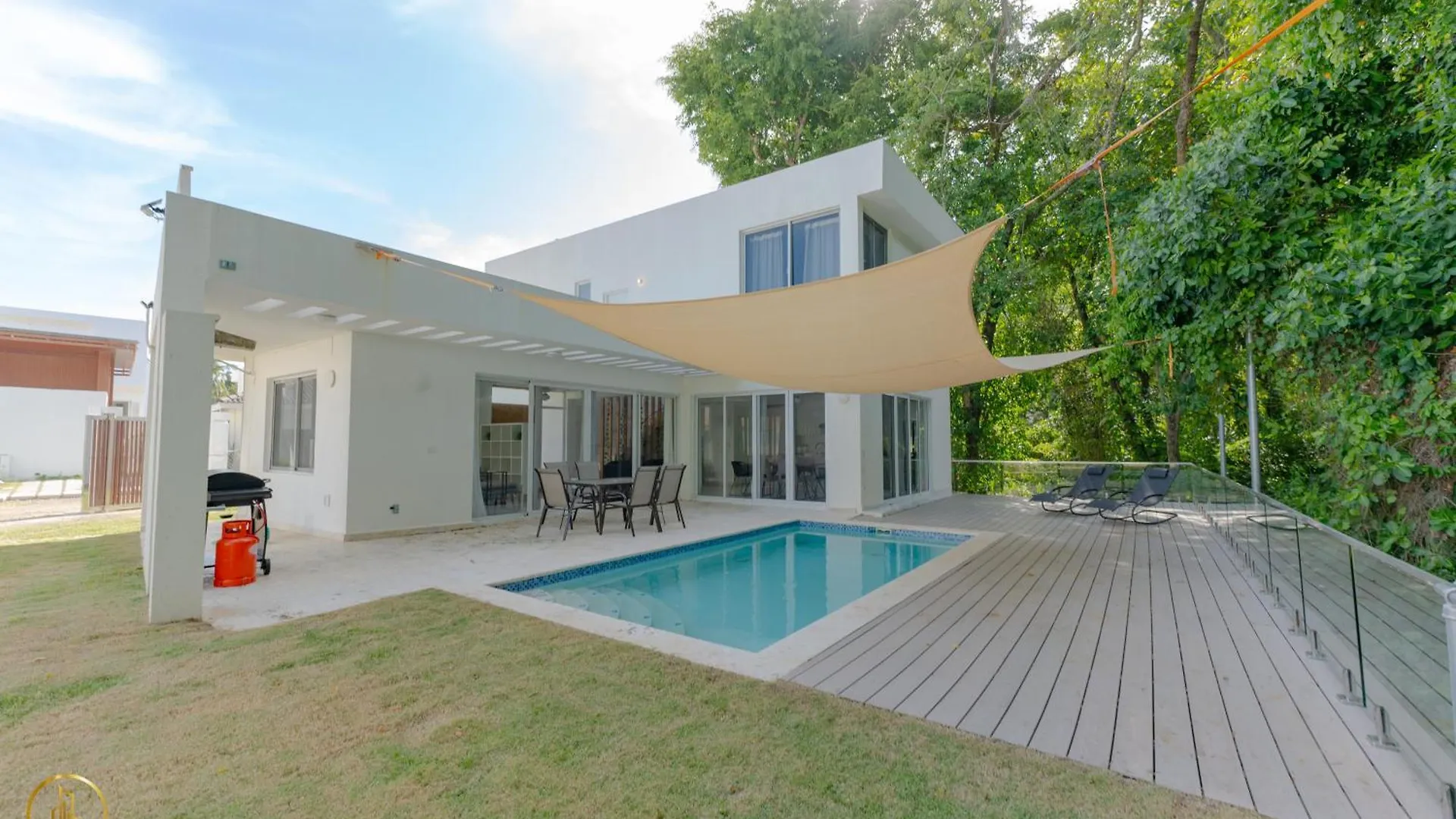 La Perla Villa Bombita
